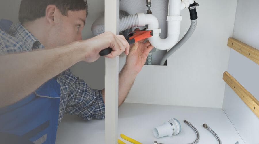Professional Tankless Water Heater Installation in Deweyville, TX